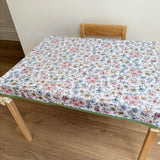 Ditsy Latt table Cover