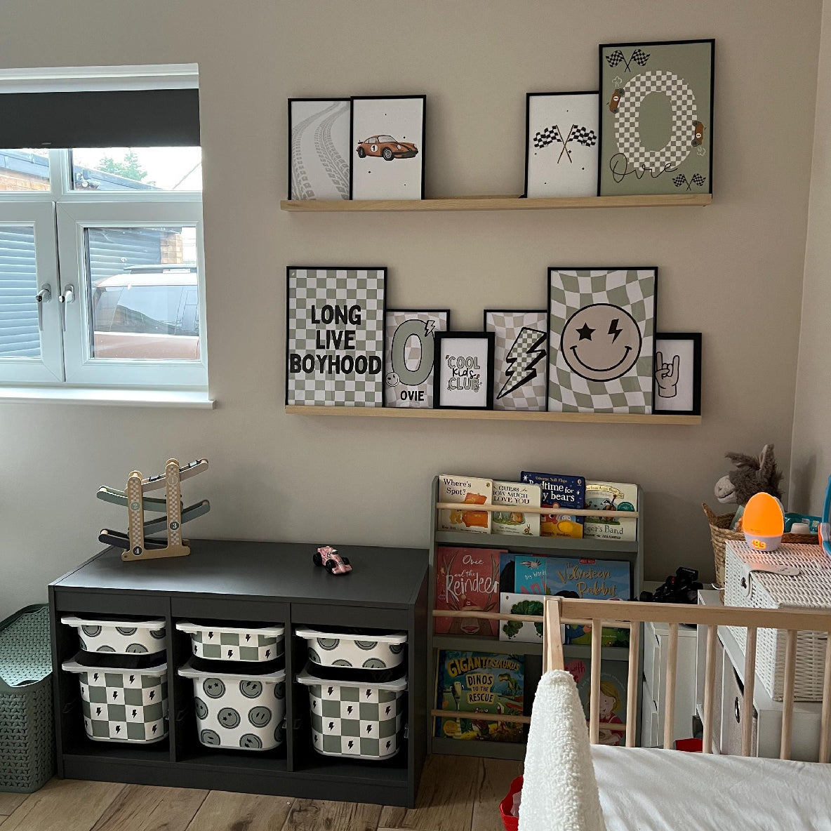 Cool boys bedroom decor